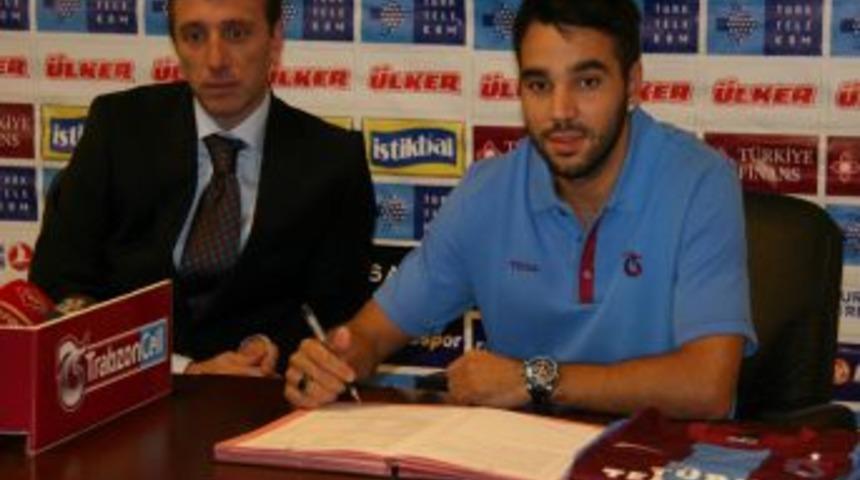 Volkan Şen: Trabzonspor'a uzun yıllar hizmet etmek istiyorum