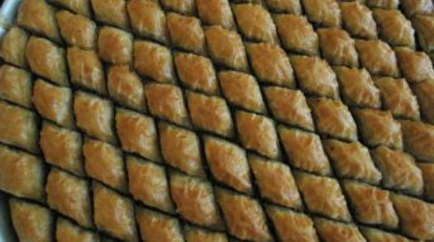 Gaziantep&rsquo;te n&ouml;bet&ccedil;i baklavacı ve kebap&ccedil;ılar hizmet verecek