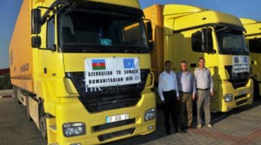 Azerbaycan&rsquo;dan Somali'ye g&ouml;nderilen 110 ton gıda Adana'ya geldi