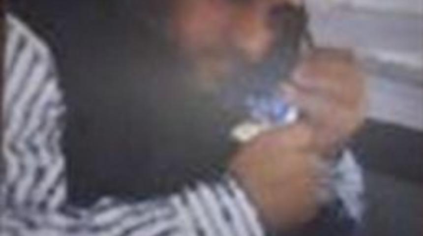 İzmir'de iki kardeş tartıştıkları komşularını &ouml;ld&uuml;rd&uuml;