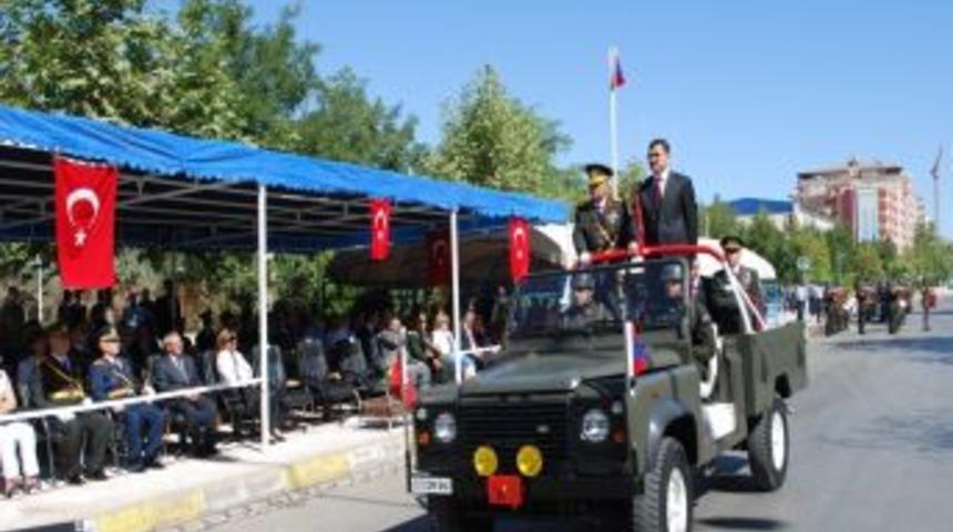 Batman'da 30 Ağustos Zafer Bayramı coşkuyla kutlandı