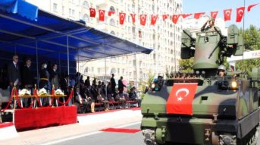 Bakan Yıldız t&ouml;ren kıtasını unutunca vali devreye girdi