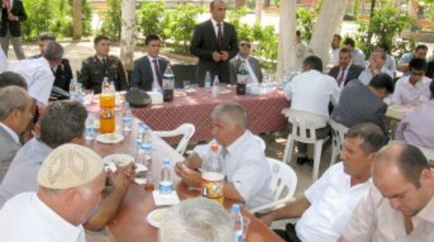 Araban'da iki bayram coşkusu birarada