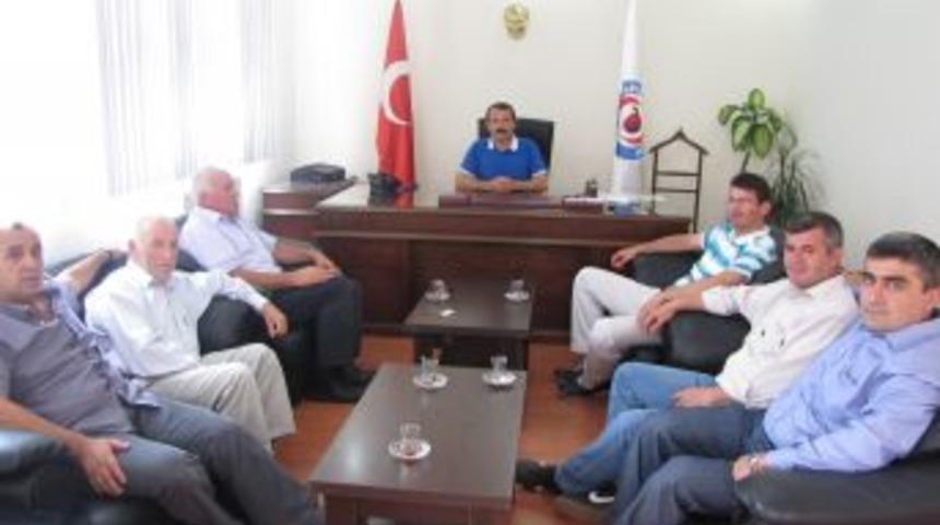 Kızılelma Belediye başkanına nezaket ziyaretleri devam ediyor