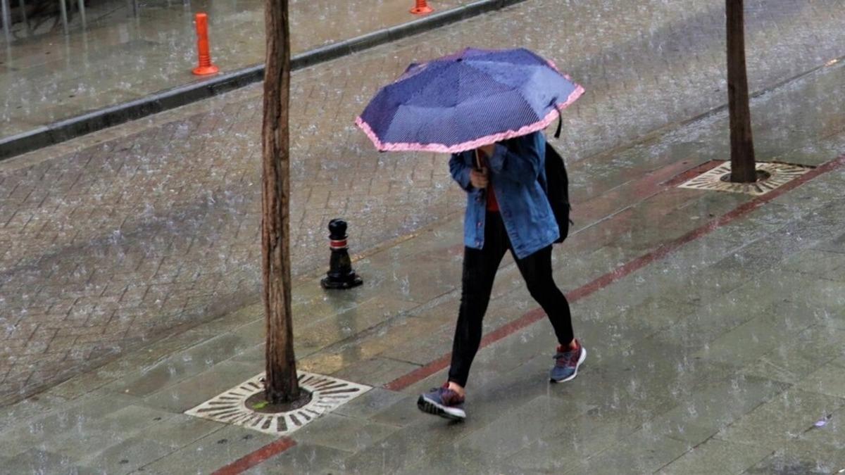 Şemsiyeleri hazırlayın! Sağanak ve fırtına kapıda: D&ouml;rt g&uuml;n boyunca s&uuml;recek 2