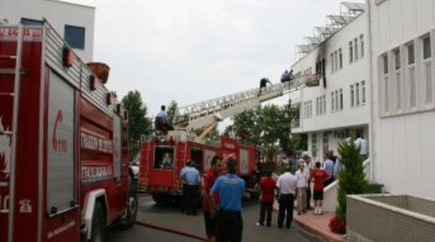 Trabzonspor Tesisleri'nde yangın &ccedil;ıktı