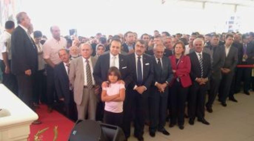 Ak Parti İstanbul İl Başkanlığı'nda bayramlaşma