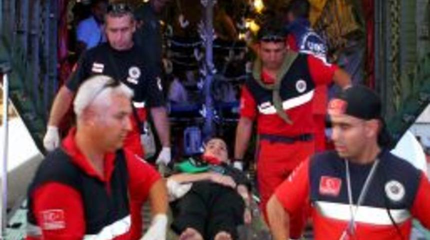 Libya'daki i&ccedil; &ccedil;atışmalarda yaralanan 47 kişi İstanbul'a getirildi