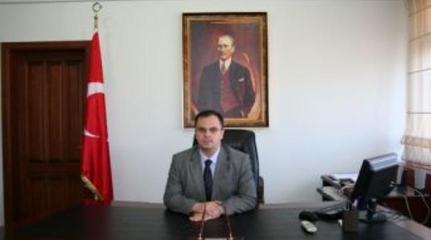 Dursunbey'in yeni kaymakamı &Uuml;&ccedil;er