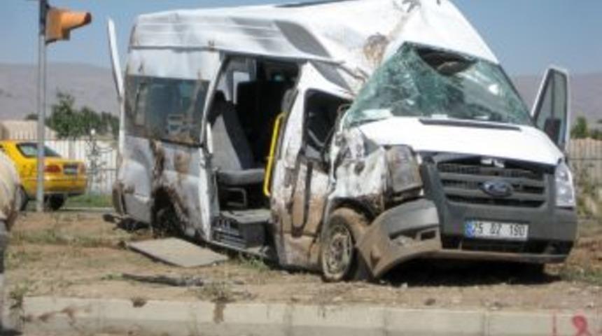 Trafik kazasında yaralanan böbrek hastası hastanede öldü