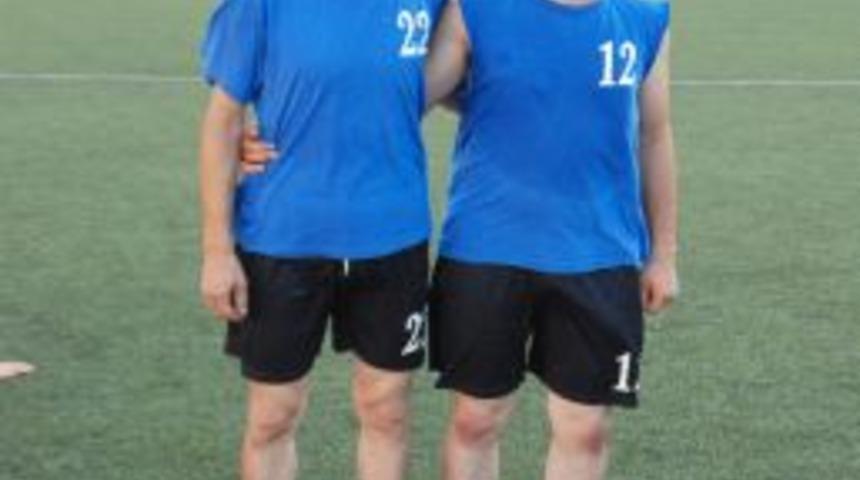 Kale baba ve oğluna teslim