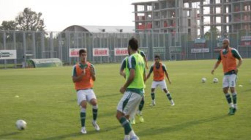 Bursaspor, kendi sahasında &ccedil;alıştı