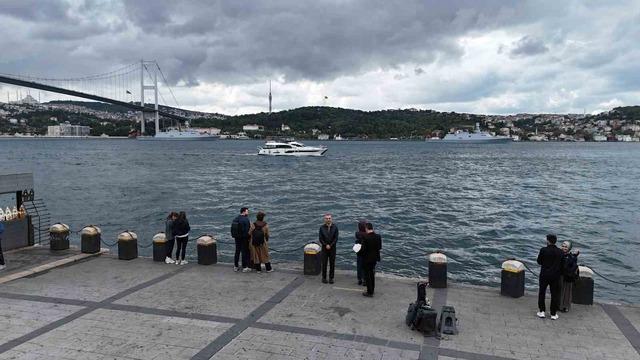 İstanbul Boğazı nda Preveze Deniz Zaferi hareketliliği! 15 gemi böyle geçti 2
