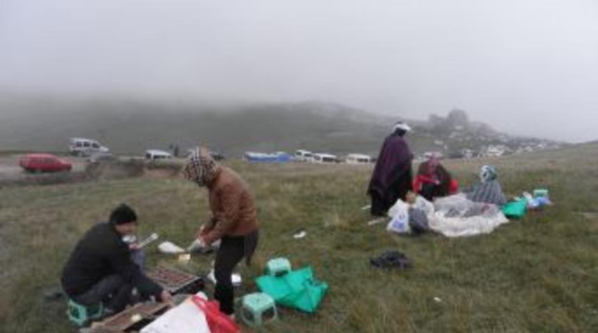Karadeniz&rsquo;de yayla k&uuml;lt&uuml;r&uuml; t&uuml;m hızıyla devam ediyor
