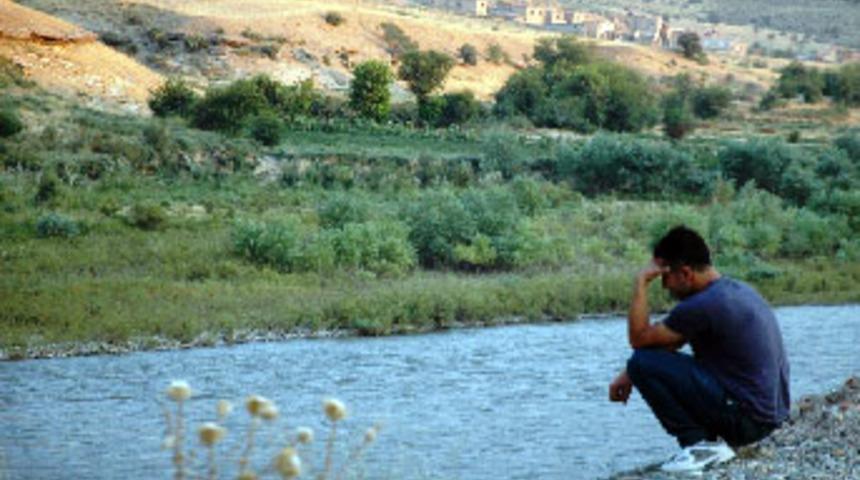 Botan &ccedil;ayında aile faciası