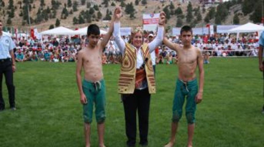 Milletvekili G&uuml;rkan g&uuml;reş ağası se&ccedil;ildi