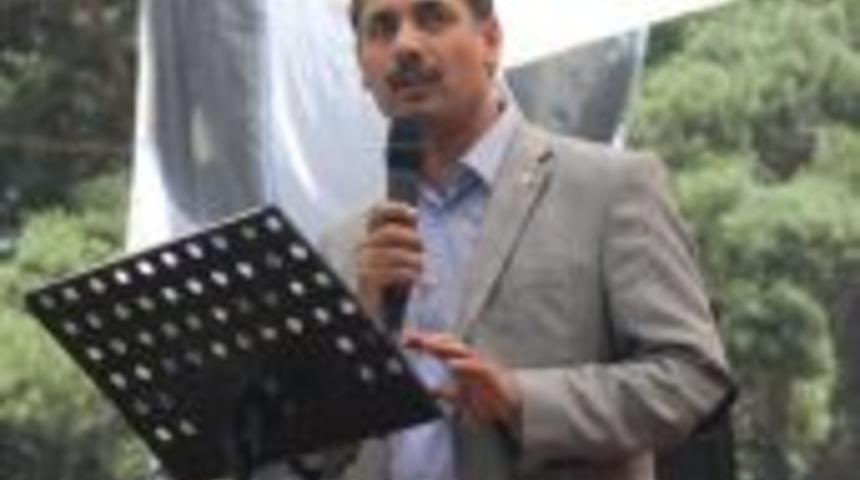 Halkın Sorunlarını Yerinde Dinliyor