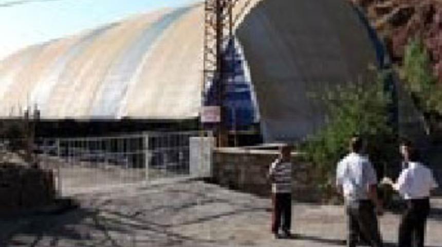 Katliamı yaralı polis &ouml;nledi