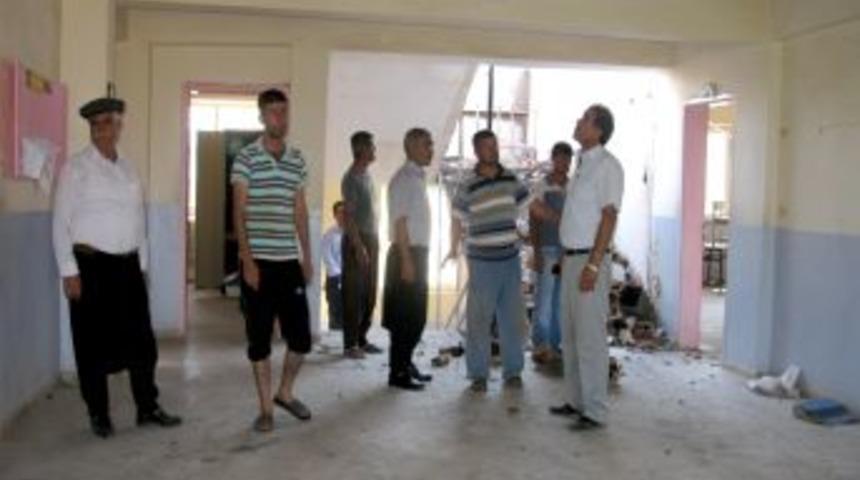 &Ccedil;ocuklarını &ccedil;&ouml;kme tehlikesi bulunan okula g&ouml;ndermek istemiyorlar