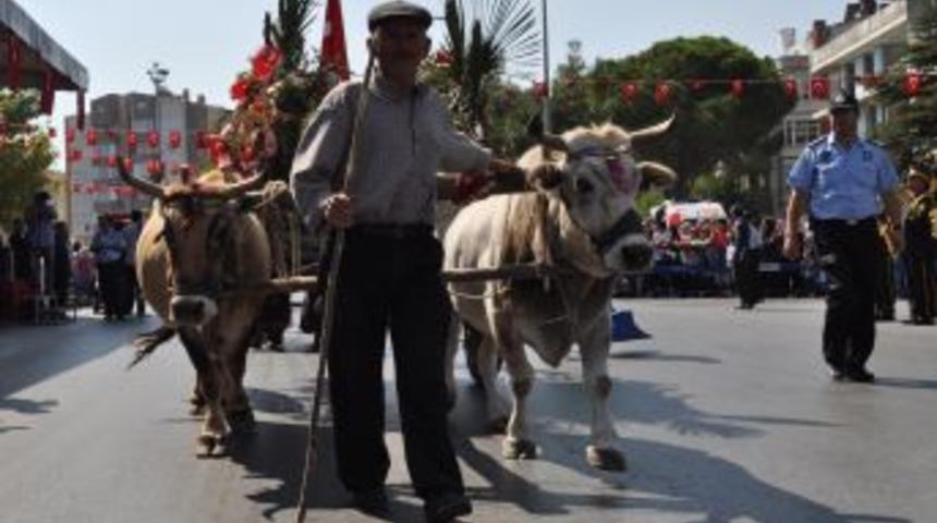 Balıkesir'in 89. kurtuluş yıld&ouml;n&uuml;m&uuml; t&ouml;renlerle kutlandı