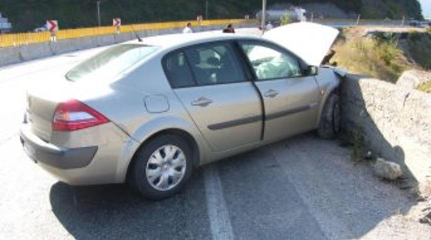 Bolu Dağı'ndaki kazada 3 kişi yaralandı