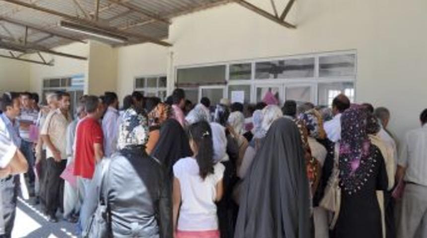 TOKİ'nin ucuz konutlarına yoğun ilgi