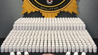 Malatya’da 46 bin 189 adet sentetik ecza hapı ele geçirildi