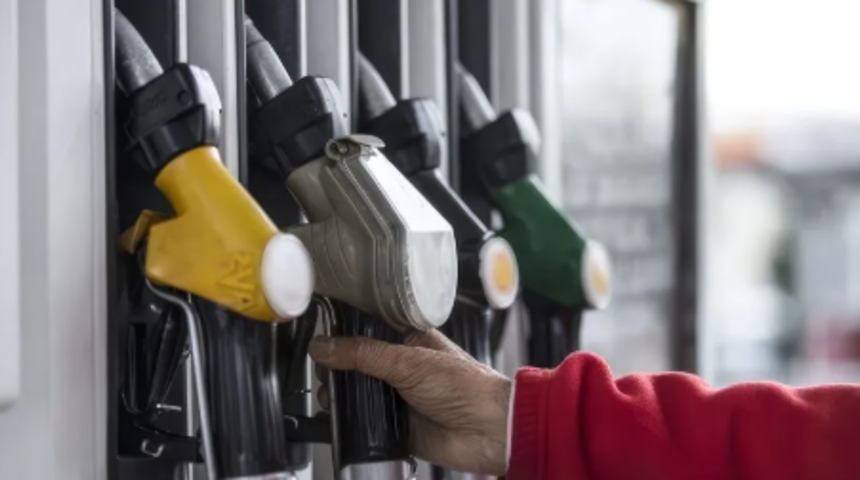 Benzine g&ouml;r&uuml;lmemiş zam geliyor! Fiyat 90 TL'yi aşacak