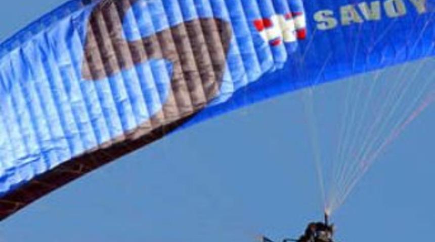 Yama&ccedil; paraş&uuml;t Karaman'da