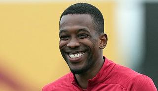 Galatasaray'a Cuesta'dan m&uuml;jdeli haber! Kimse beklemiyordu...