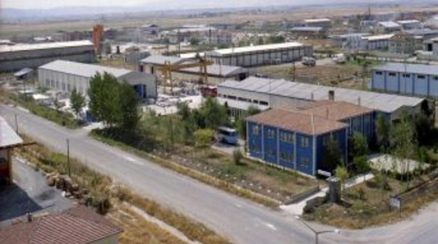 Afyonkarahisar'a &uuml;&ccedil;&uuml;nc&uuml; OSB kuruluyor, kent yatırımcının g&ouml;zdesi olacak