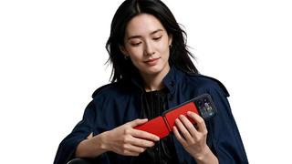 Xiaomi’den telefonun arkasına takılan gitar! Fiyatı açıklandı