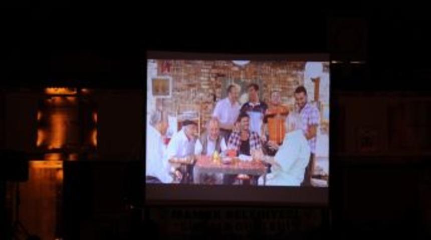 Mamaklılar, sonbaharı a&ccedil;ık hava sinemasıyla karşılıyor