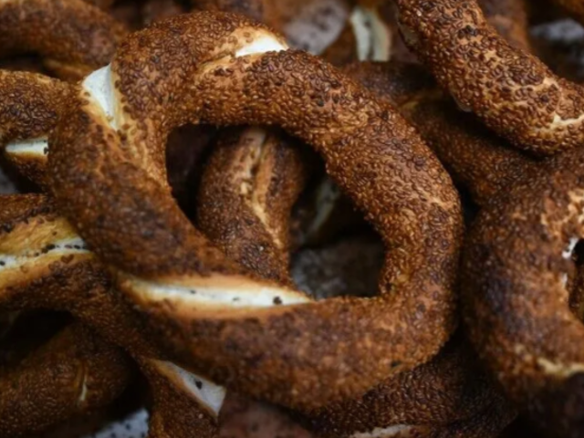 İstanbul&rsquo;da simit fiyatlarına Bakanlık takibi! Aykırı satışlara yaptırım geliyor