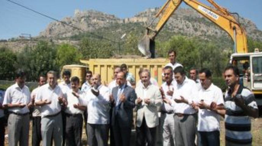 Baykan Camii'nin temeli t&ouml;renle atıldı