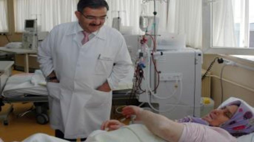 Sel&ccedil;uklu Tıp Fak&uuml;ltesi'nde hemodiyaliz &uuml;nitesi a&ccedil;ıldı
