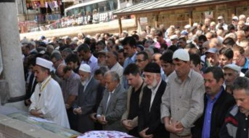 Milli Eğitim Bakanlığı M&uuml;steşarı Zararsız&rsquo;ın acı g&uuml;n&uuml;