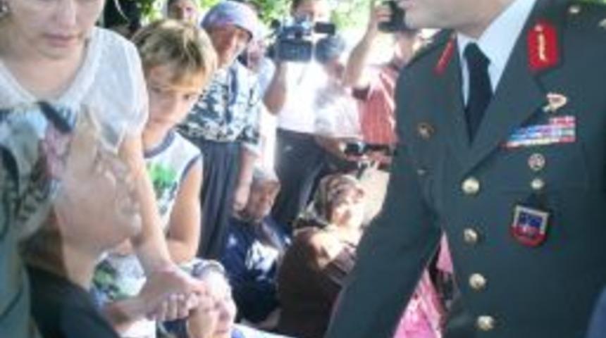 Şehit astsubay Adana&rsquo;da toprağa verildi