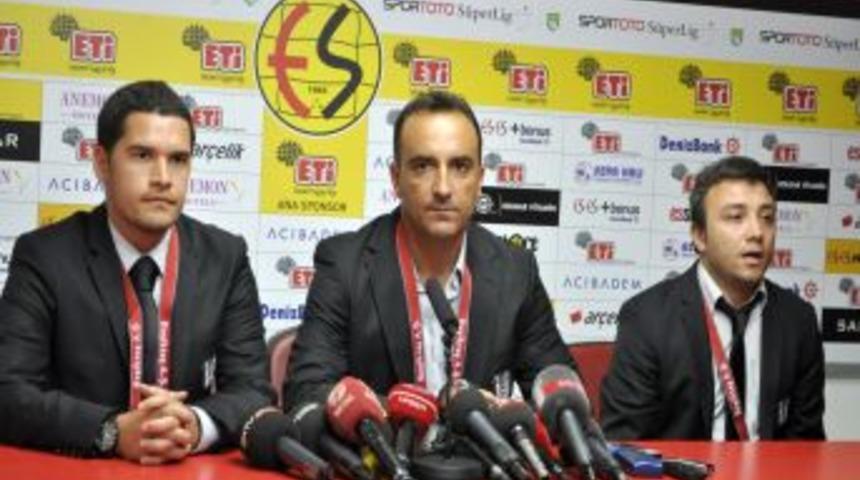 Beşiktaş teknik direkt&ouml;r&uuml; Carvalhal: İyi oynadık, ancak kazanamadık