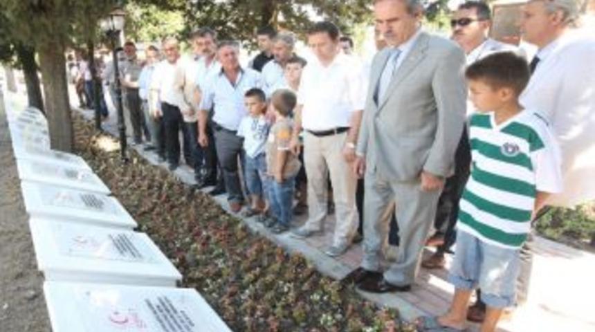 Başkan Altepe, şehitleri unutmadı