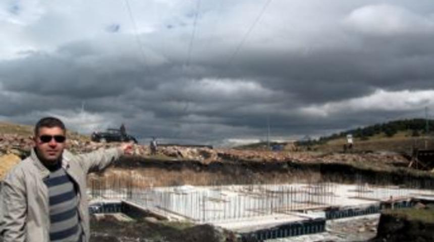 &Uuml;niversitenin kampus inşaatı tehlikede!