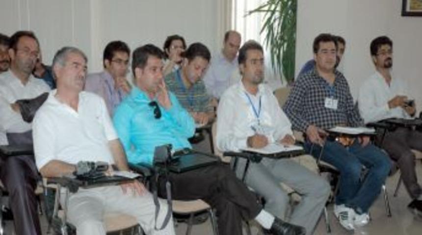 İranlı ziraat m&uuml;hendisleri modern seracılığı Antalya&rsquo;da &ouml;ğreniyor