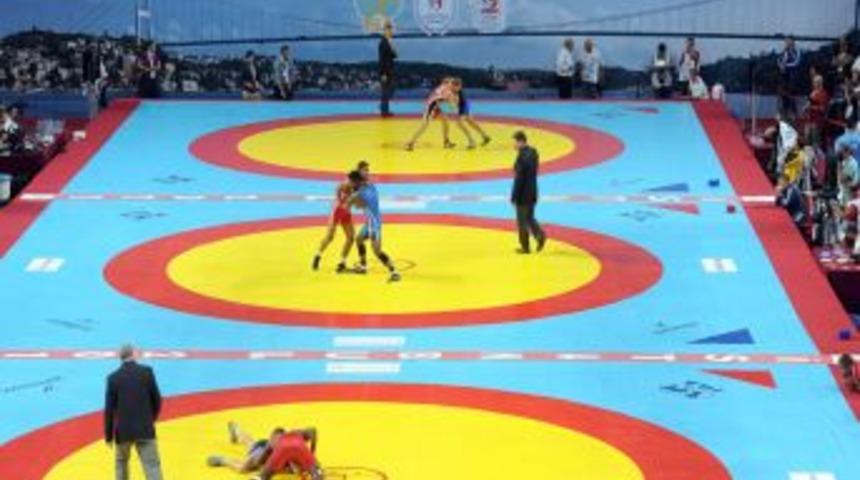 Grekoromen'de Şeref T&uuml;fenk elendi