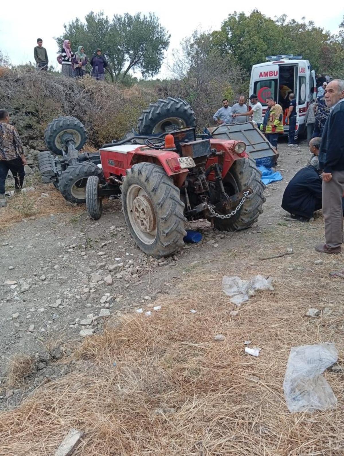 Manisa da traktör devrildi: 2 ölü, 3 yaralı 1