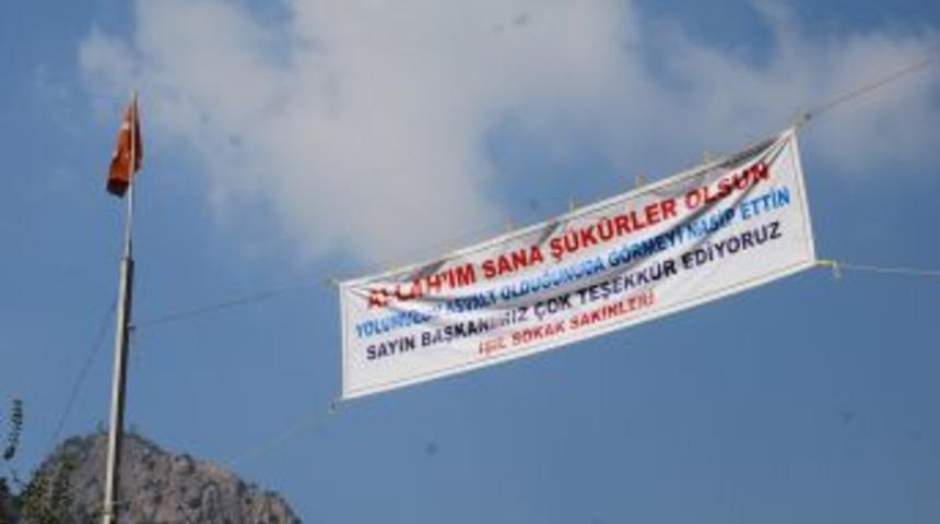 Trafiğe a&ccedil;ılan sokak esnafı sevindirdi