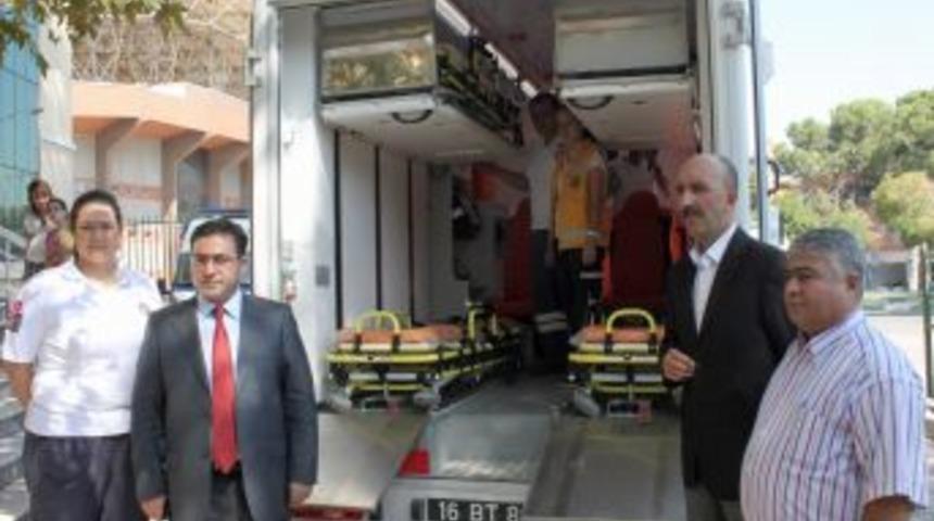 Bakanlık &ccedil;oklu ambulansa ge&ccedil;ti, 4 hasta aynı anda taşınacak