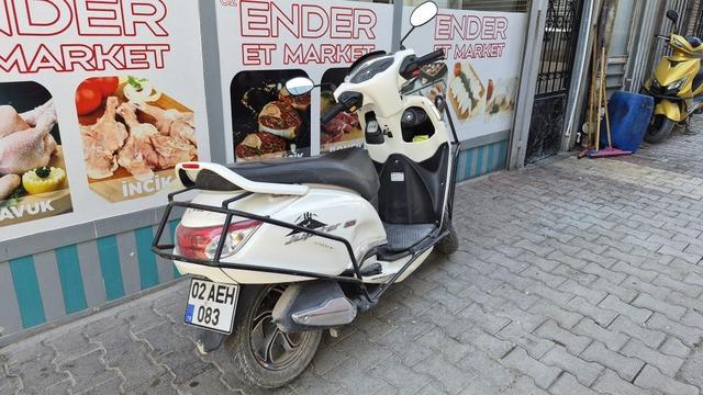 Otomobil ile motosiklet çarpıştı: 1 yaralı