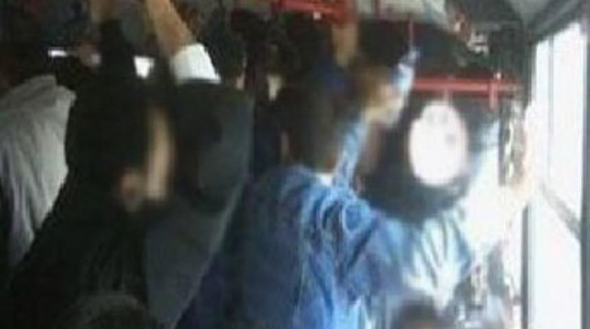 Tacizcisini suçüstü yakalattı