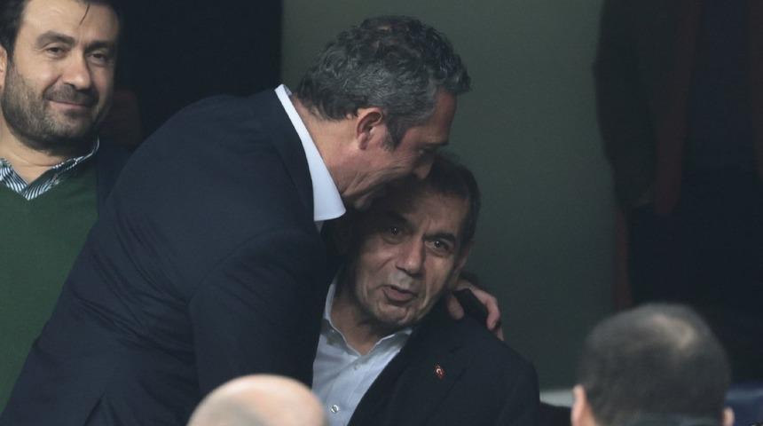 Ali Ko&ccedil; ayrıldı, Dursun &Ouml;zbek talip oldu! Hemen Kopenhag'a gitti