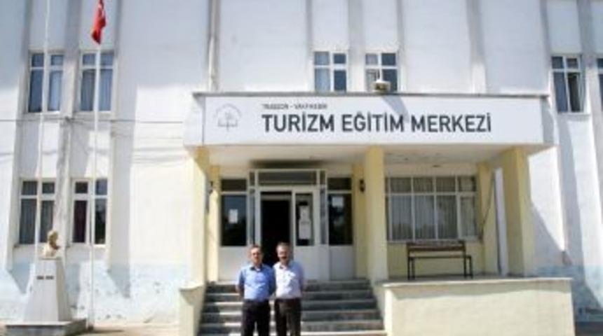 TUREM M&uuml;d&uuml;r&uuml; Arslan: İşsiz gen&ccedil;lere kapımız a&ccedil;ık